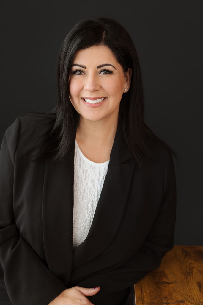 contact Nadia Lo Vacco